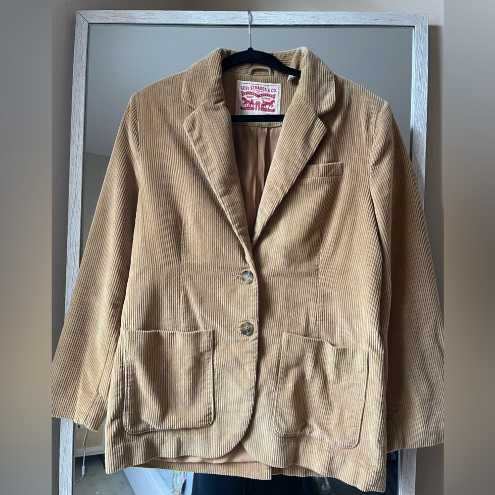 Levi’s oversized corduroy jacket